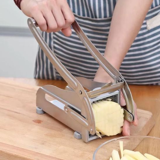 machine à couper les pommes de terre en frites